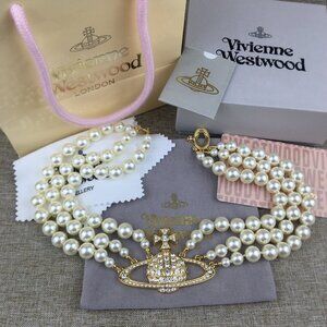 NWT Vivienne Westwood Three Row Pearl Bas Relief Choker
